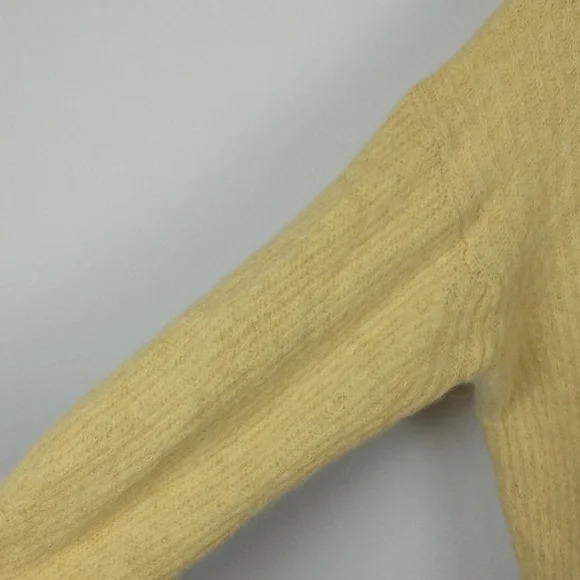 Everlane Alpaca Cropped Crewneck Sweater Womens XL Yellow Knit Semi Sheer Wool - Picture 4 of 8